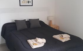 Departamento Vista Bella, céntrico y cercano a la terminal, Exc ubicación, playa estacionamiento cercana-económica